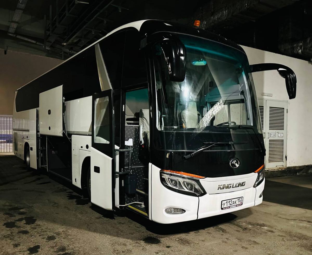 ФК «Пари НН» получил новый автобус для перевозки команды
