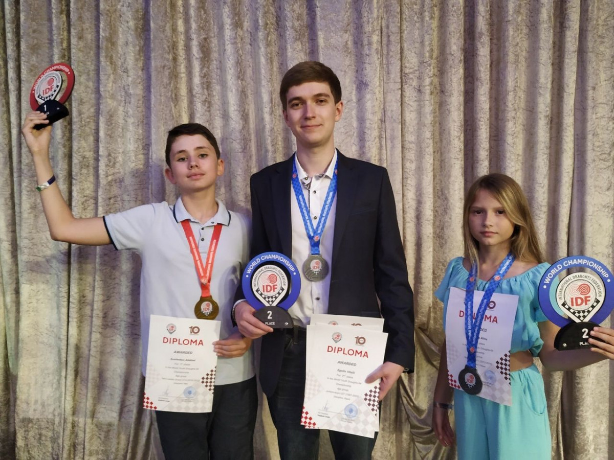 Нижегородец Алексей Сусленков занял первое место на Первенстве мира по шашкам-64 среди юношей и девушек