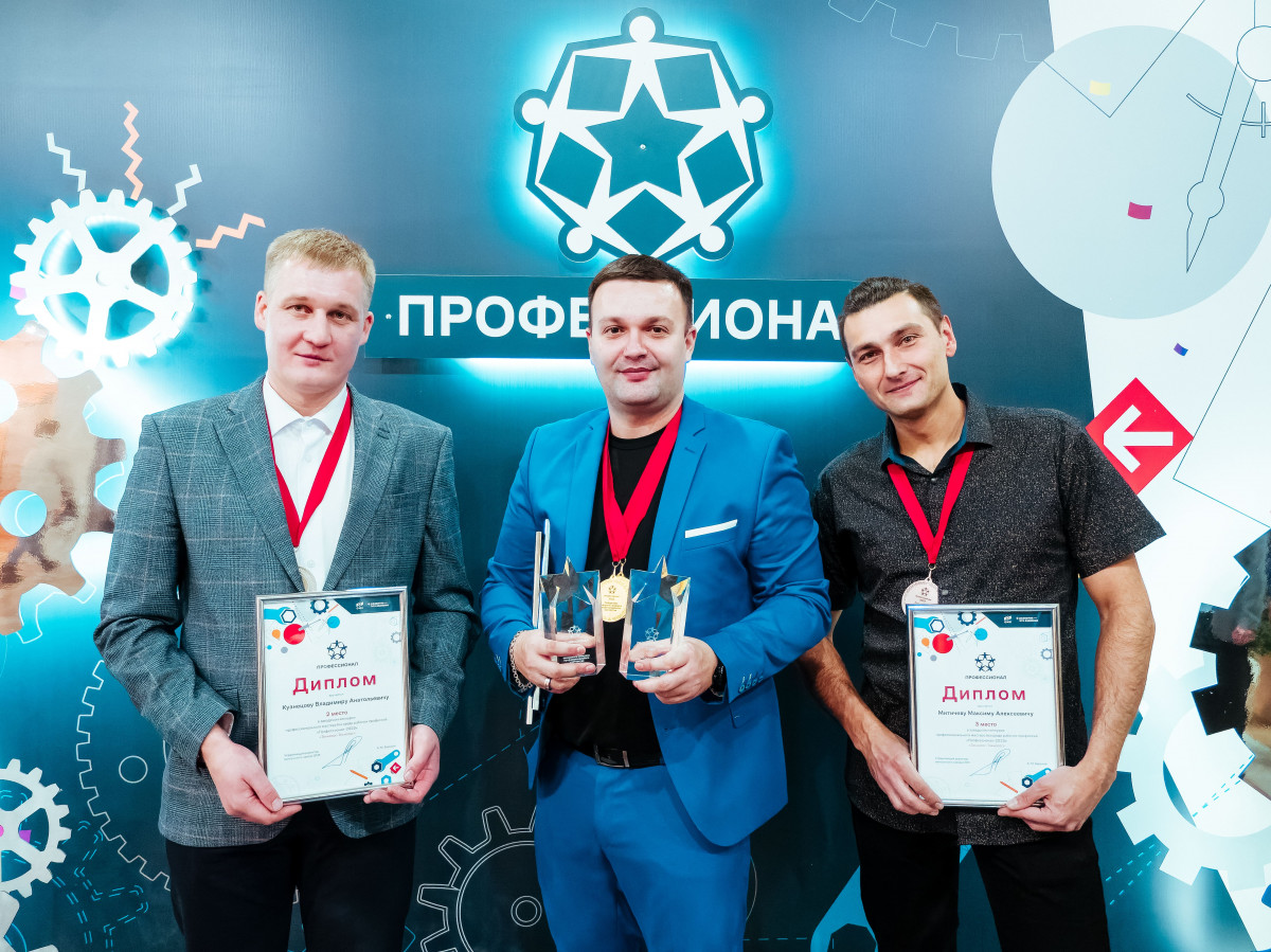 ОМК выбрала и поощрила лучших рабочих в Выксе