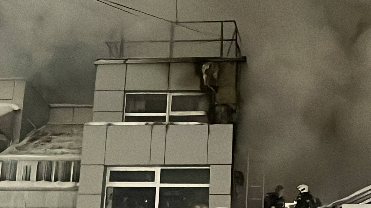 Прокуратура заинтересовалась пожаром кафе на Большой Покровской