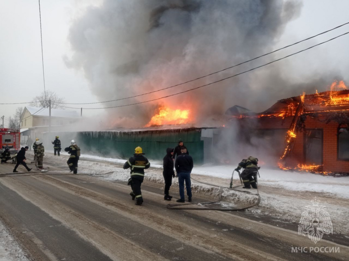 Большой пожар случился в СНТ «Металлист-1» в Канавинском районе