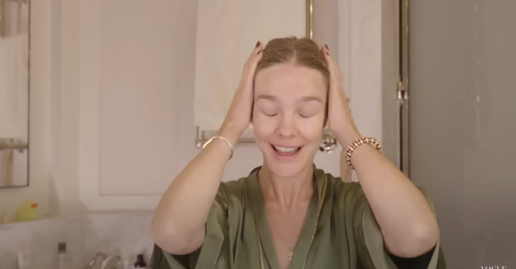 Наталья Водянова снялась в новом видео без макияжа