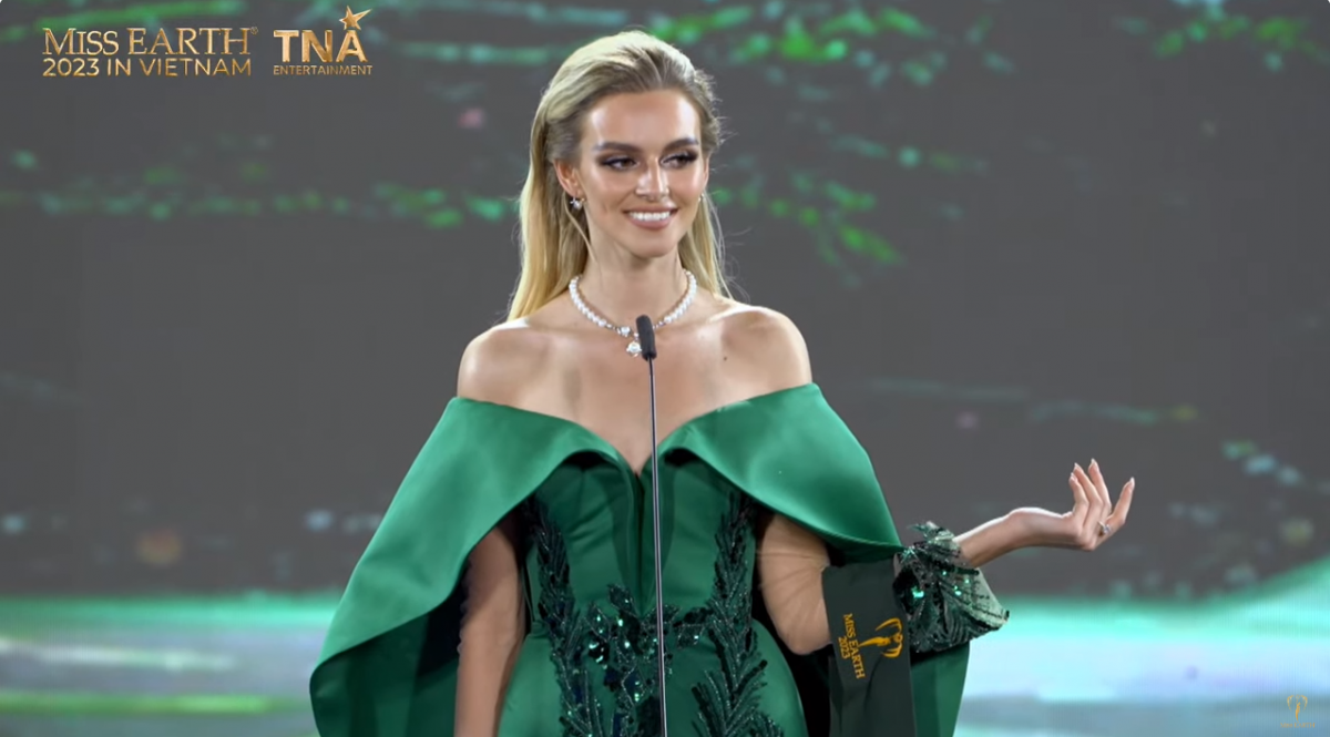 Нижегородка Дарья Луконькина попала в Топ-8 красавиц на «Мисс Земля»