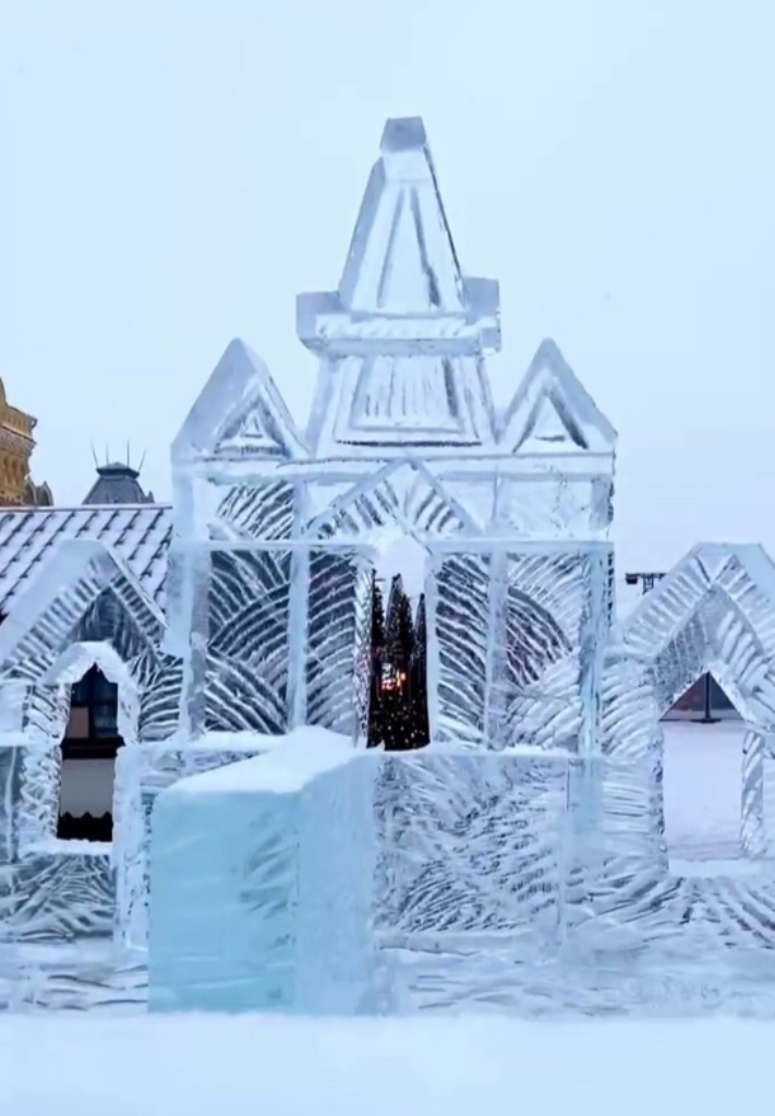 Ледовый лабиринт открыли на территории Нижегородской ярмарки