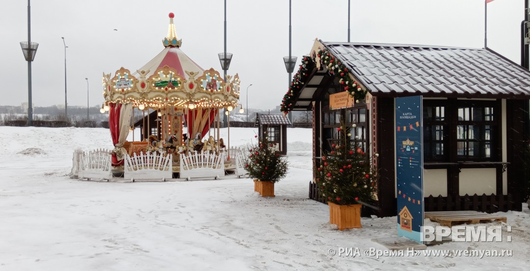 Карусель на территории Нижегородской ярмарки не работает из-за мороза