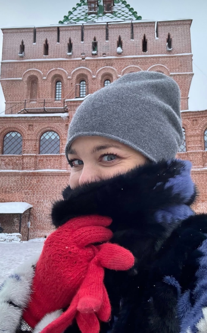 Ирина Пегова опубликовала фотографию на фоне Нижегородского кремля