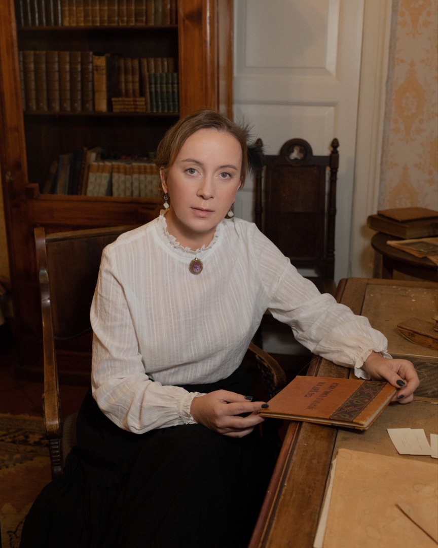 Супруга губернатора Нижегородской области Екатерина Никитина сфотографировалась в образе дамы XX века