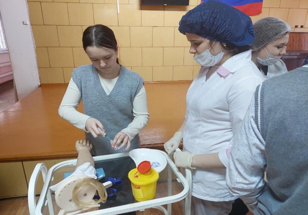 Нижегородский медколледж запускает проект «Путь в медицину» для поддержки сельских районов