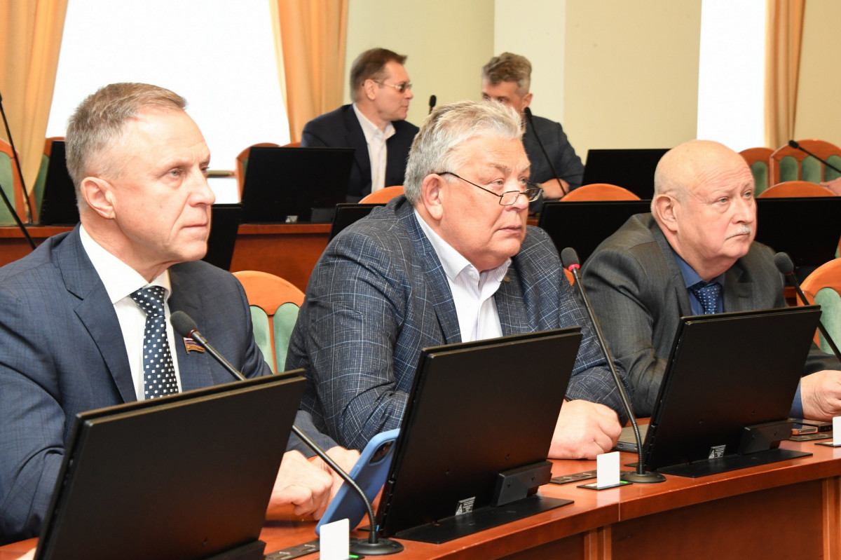 Шаронов: важно мотивировать муниципалитеты на достижение высоких показателей развития