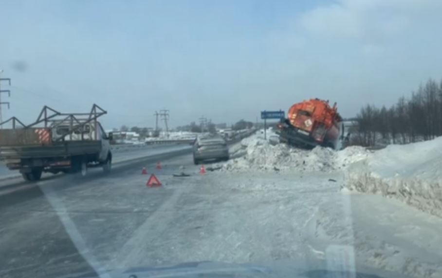 Бензовоз попал в ДТП на трассе Нижний Новгород — Кстово