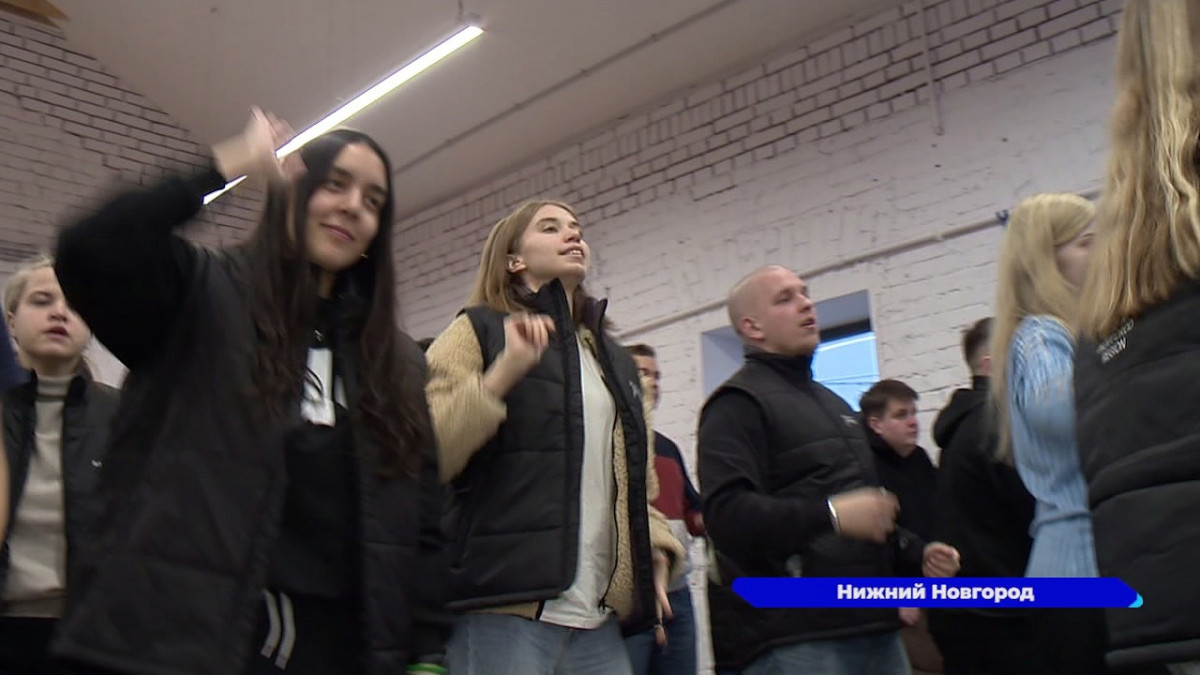 45 нижегородских волонтеров отправились в Сочи для обучения перед Всемирным фестивалем молодежи