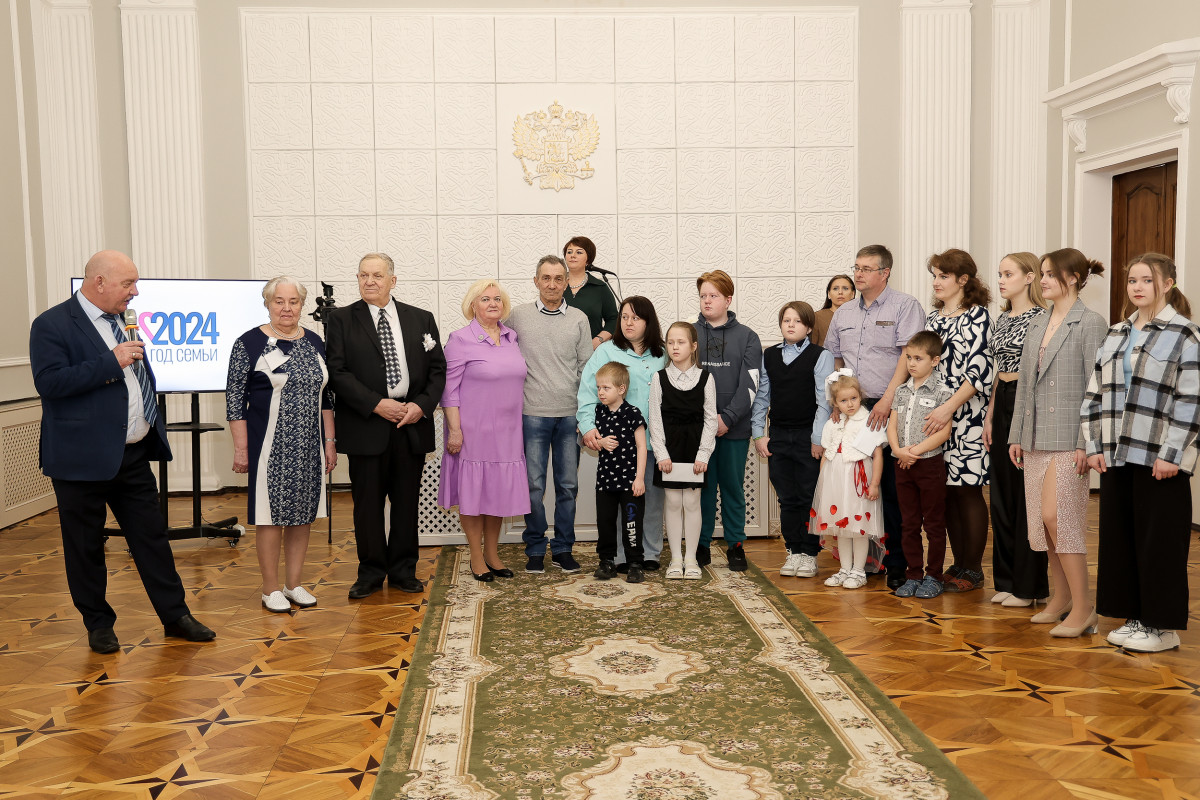 Старт Году семьи дали в Автозаводском районе