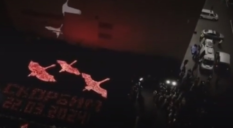 Акция «Журавли» проходит в России в память о жертвах теракта в «Крокус Сити Холле»