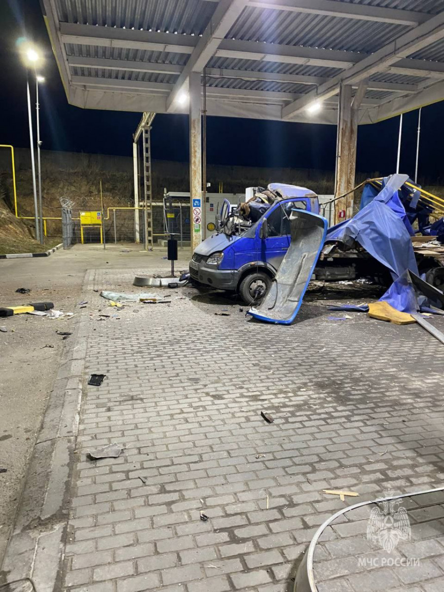 Водитель погиб в результате взрыва газового баллона на АЗС в Павлове