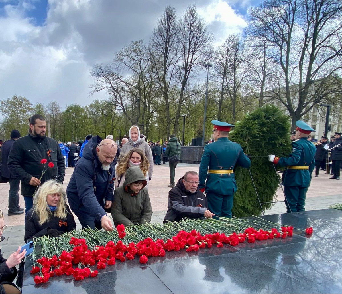 Переехавшие в Нижегородскую область иностранцы приняли участие в торжествах по случаю Дня Победы