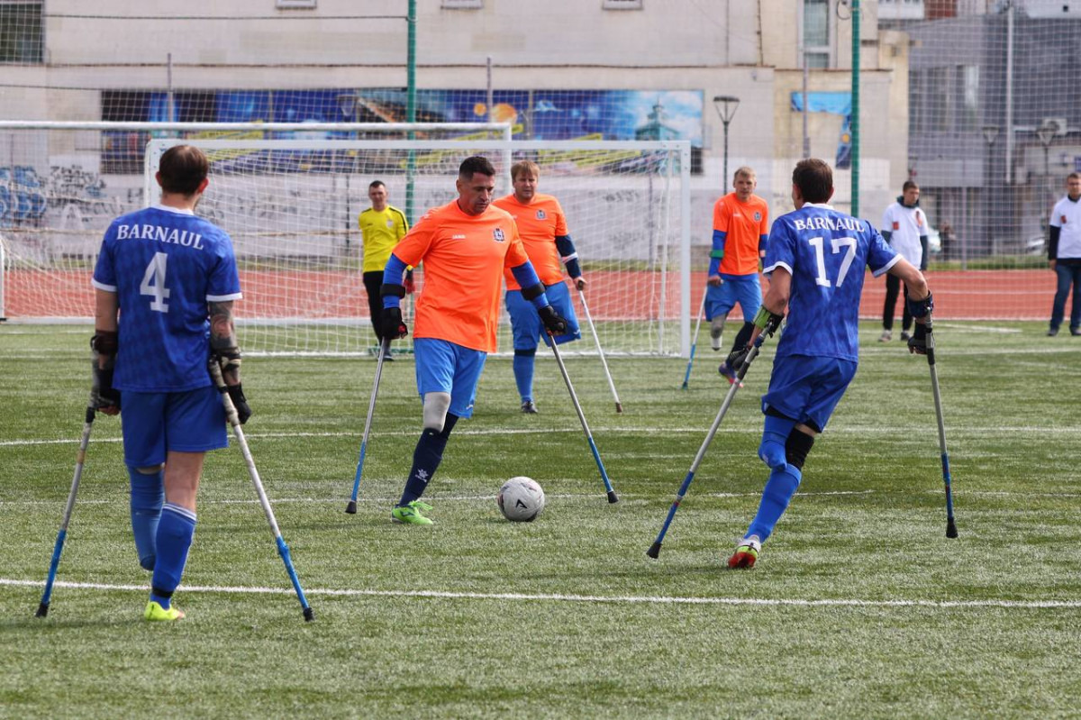 Чемпионат России по футболу для людей с ограниченными возможностями начался в Дзержинске