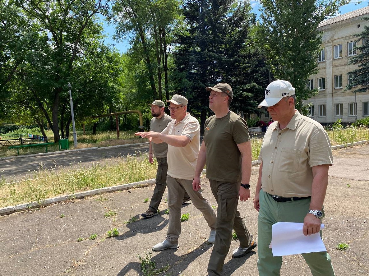 Нижегородская делегация оценила работы на подшефной территории в ДНР