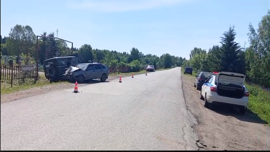 ДТП случилось около кладбища в Тоншаевском округе