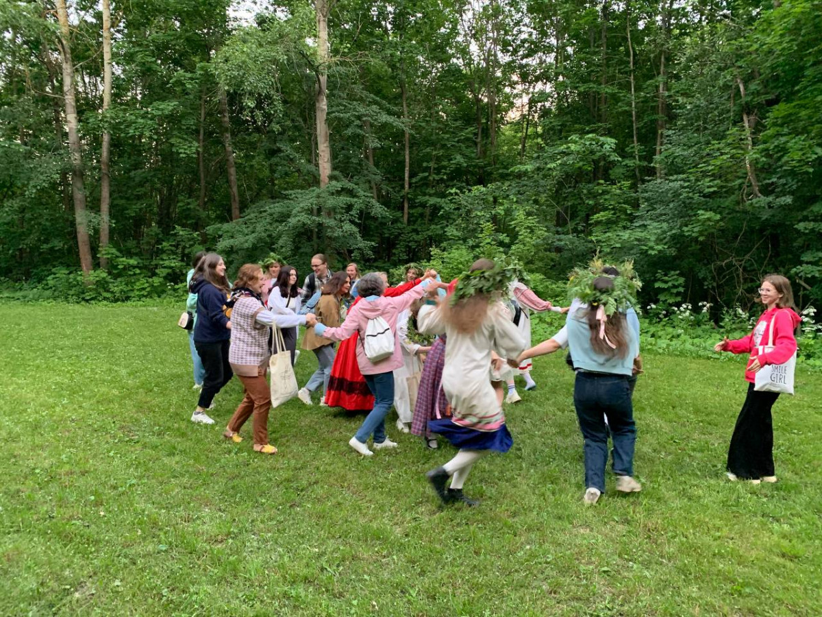 Праздник «Огни Купальской ночи» прошел в Архитектурно-этнографическом музее-заповеднике «Щелоковский хутор»