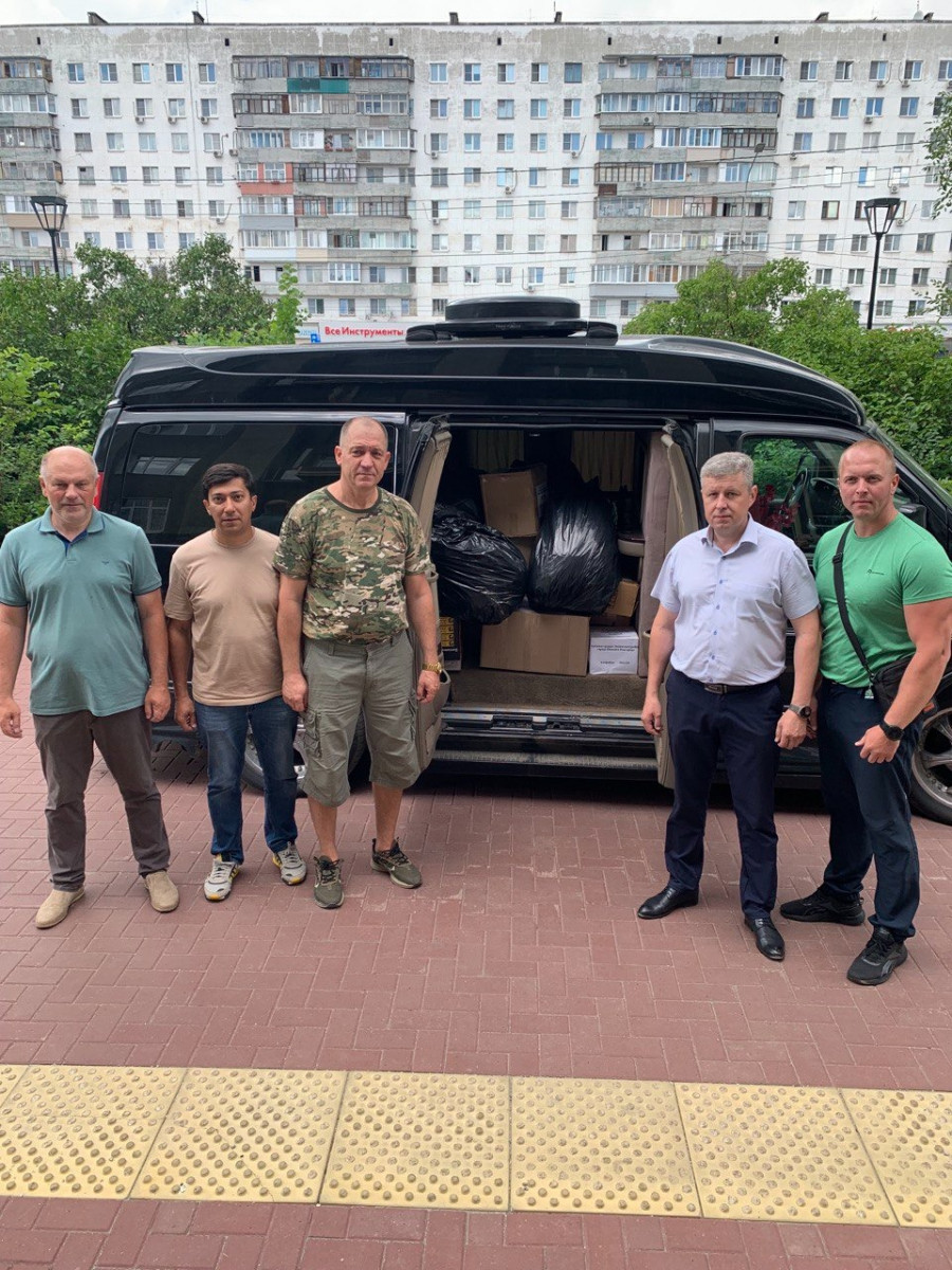 Очередную партию гумпомощи для участников СВО собрали в администрации Ленинского района