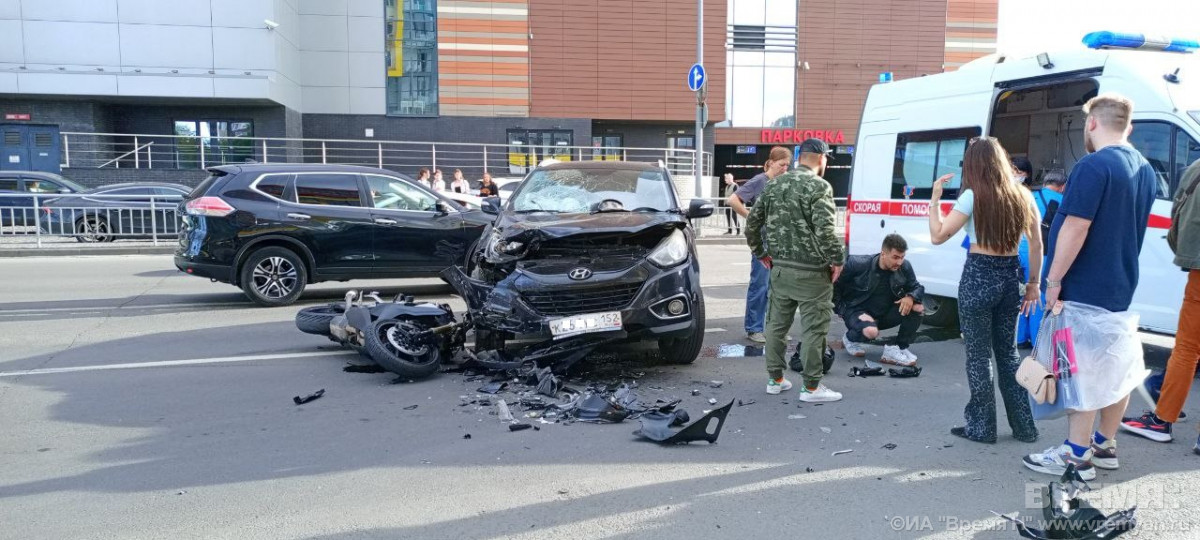Мотоциклиста сбили у ТРК «Небо» в Нижнем Новгороде 27 июня