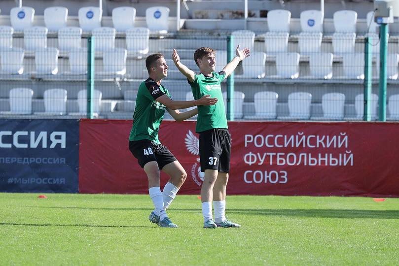 ФК «Химик» из Дзержинска сыграл вничью с липецким «Металлургом».