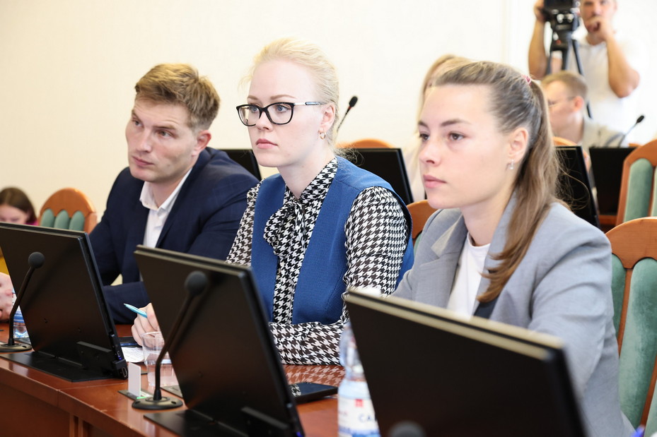 Люлин: важно, что молодые парламентарии подключаются к решению таких вопросов как популяризация донорства костного мозга