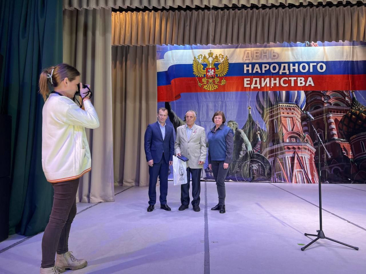 Двум жителям Сеченова вручили медали «Отец солдата»