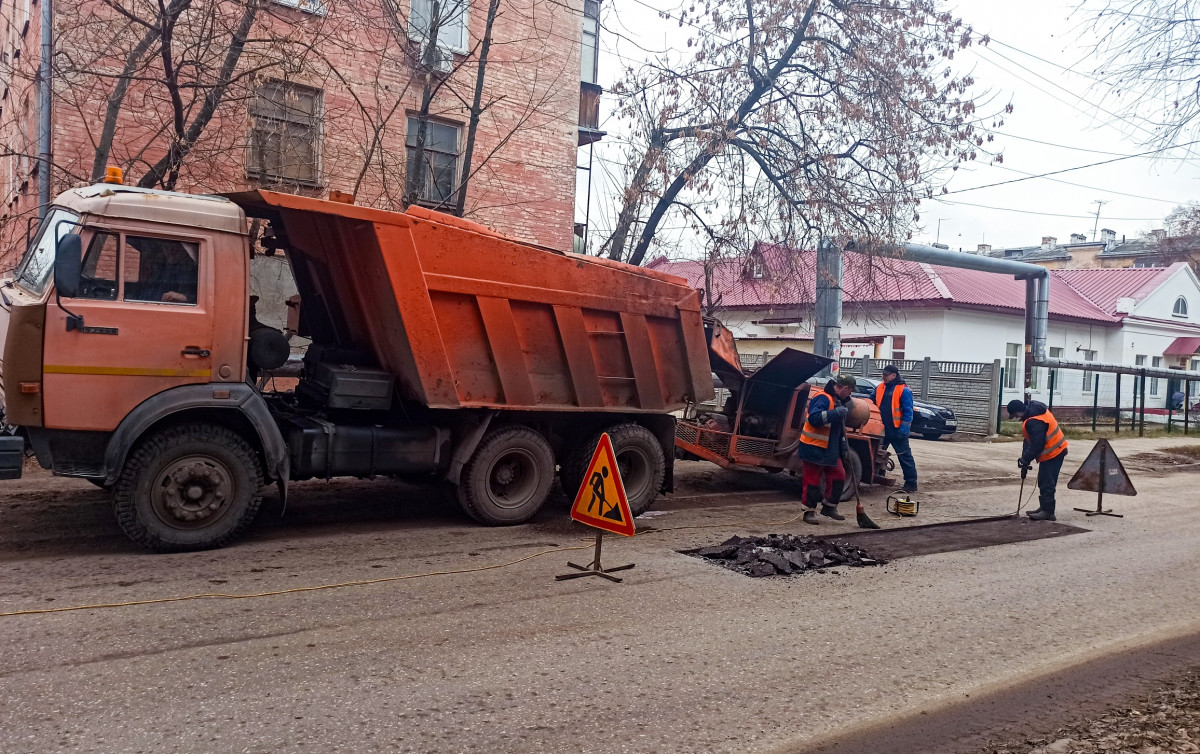 В Нижнем Новгороде ямочный ремонт выполнили на площади более 160 тысяч кв. м