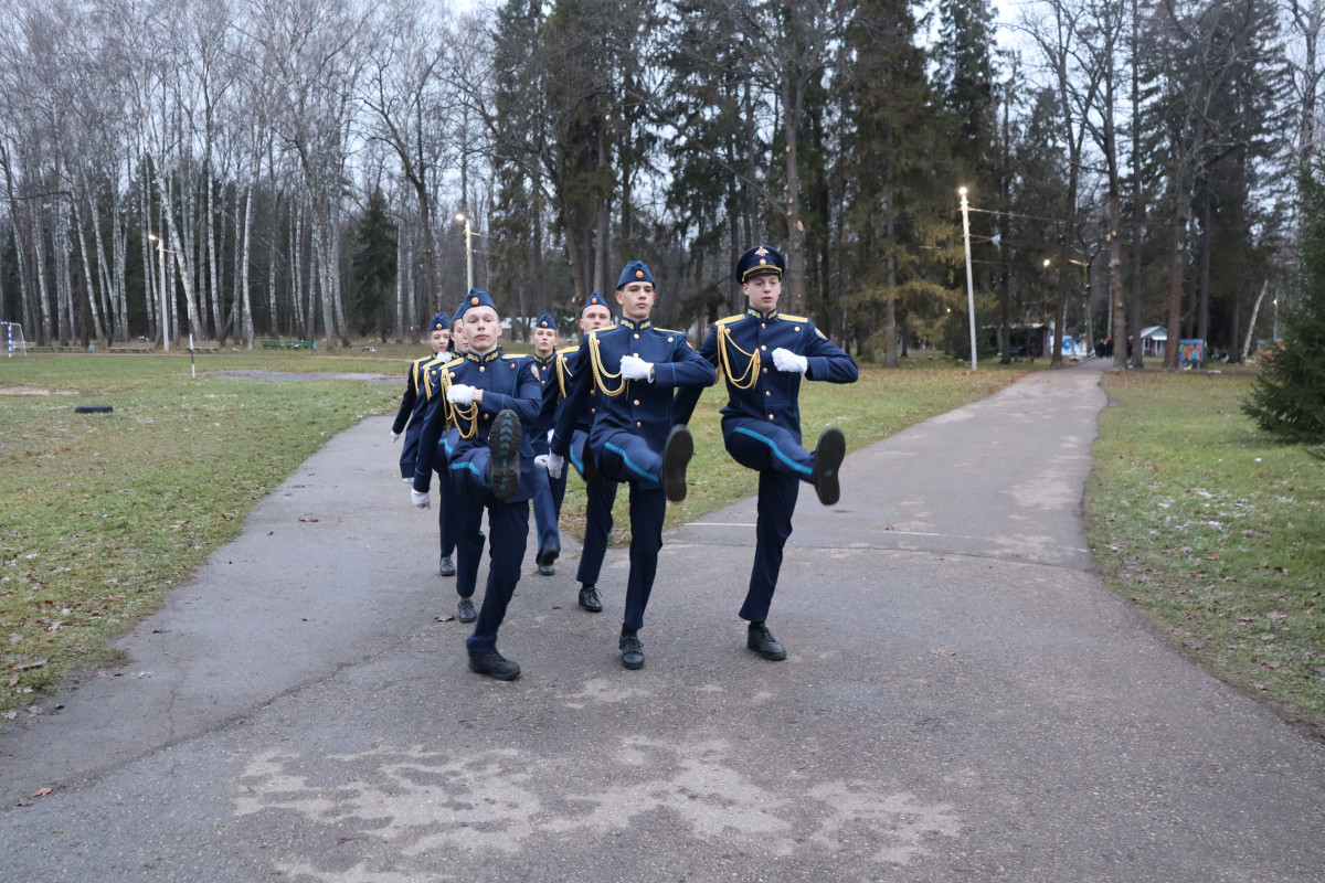 Команда школы №81 победила в городском конкурсе юнармейских отрядов