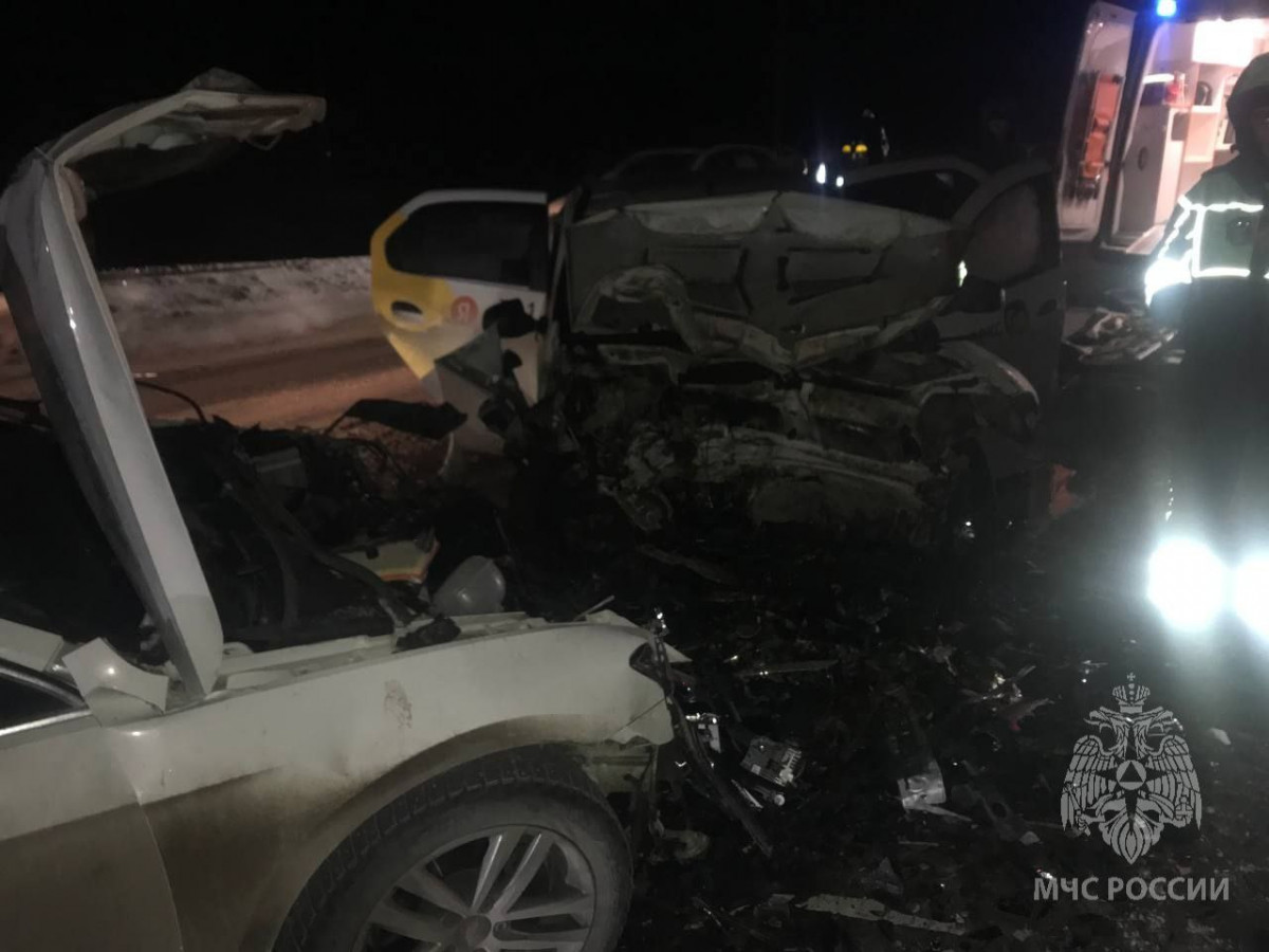 Три человека пострадали в массовом ДТП в Балахне 14 декабря