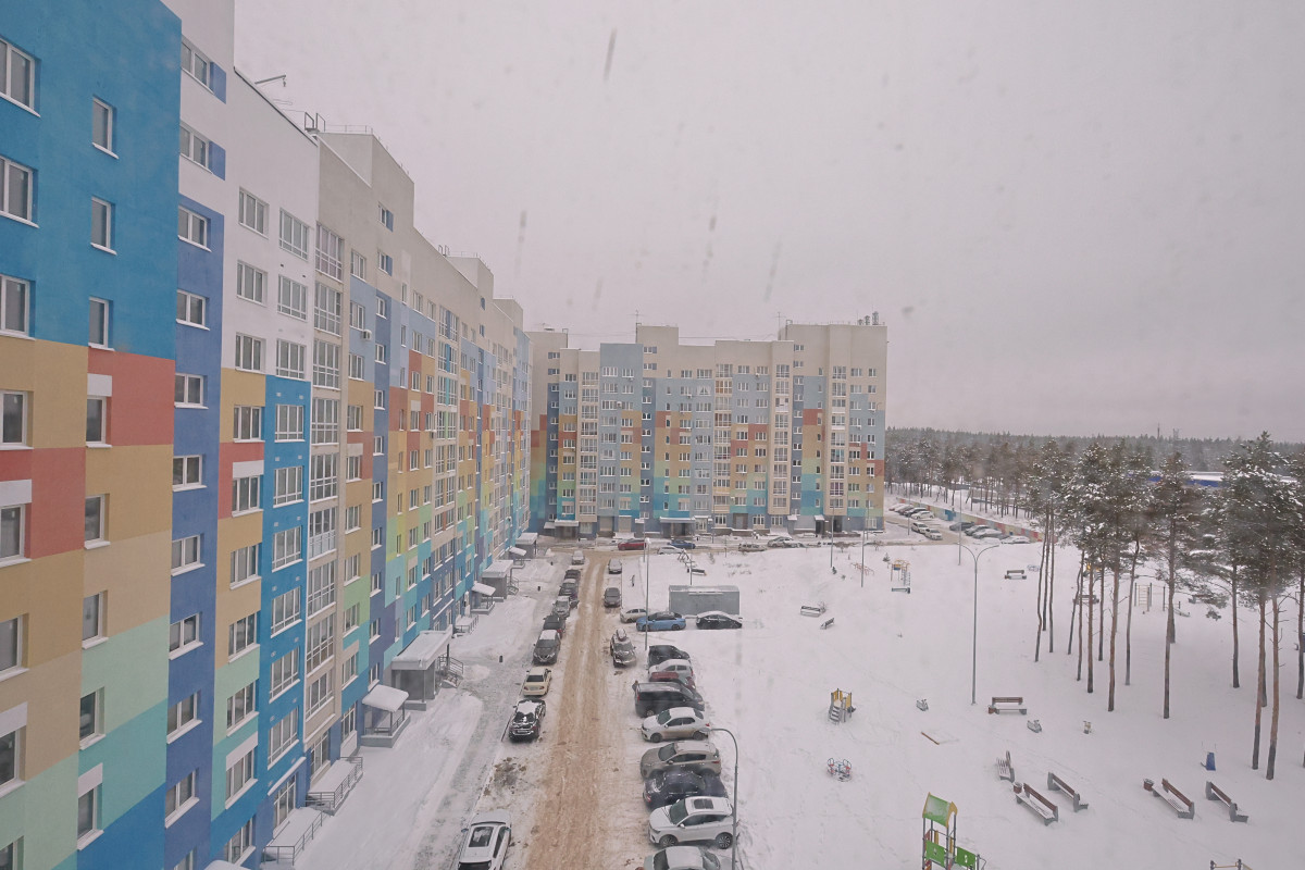 Пять дзержинских семей получили ключи от нового жилья