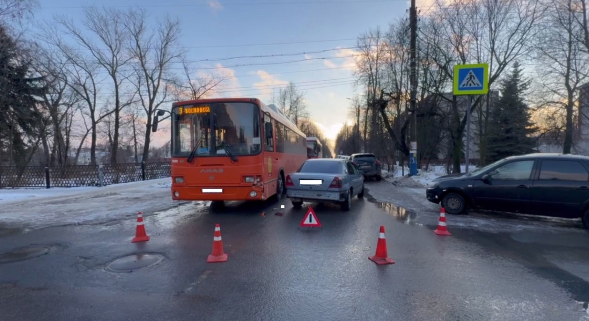 Женщина пострадала в ДТП с автобусом в Арзамасе