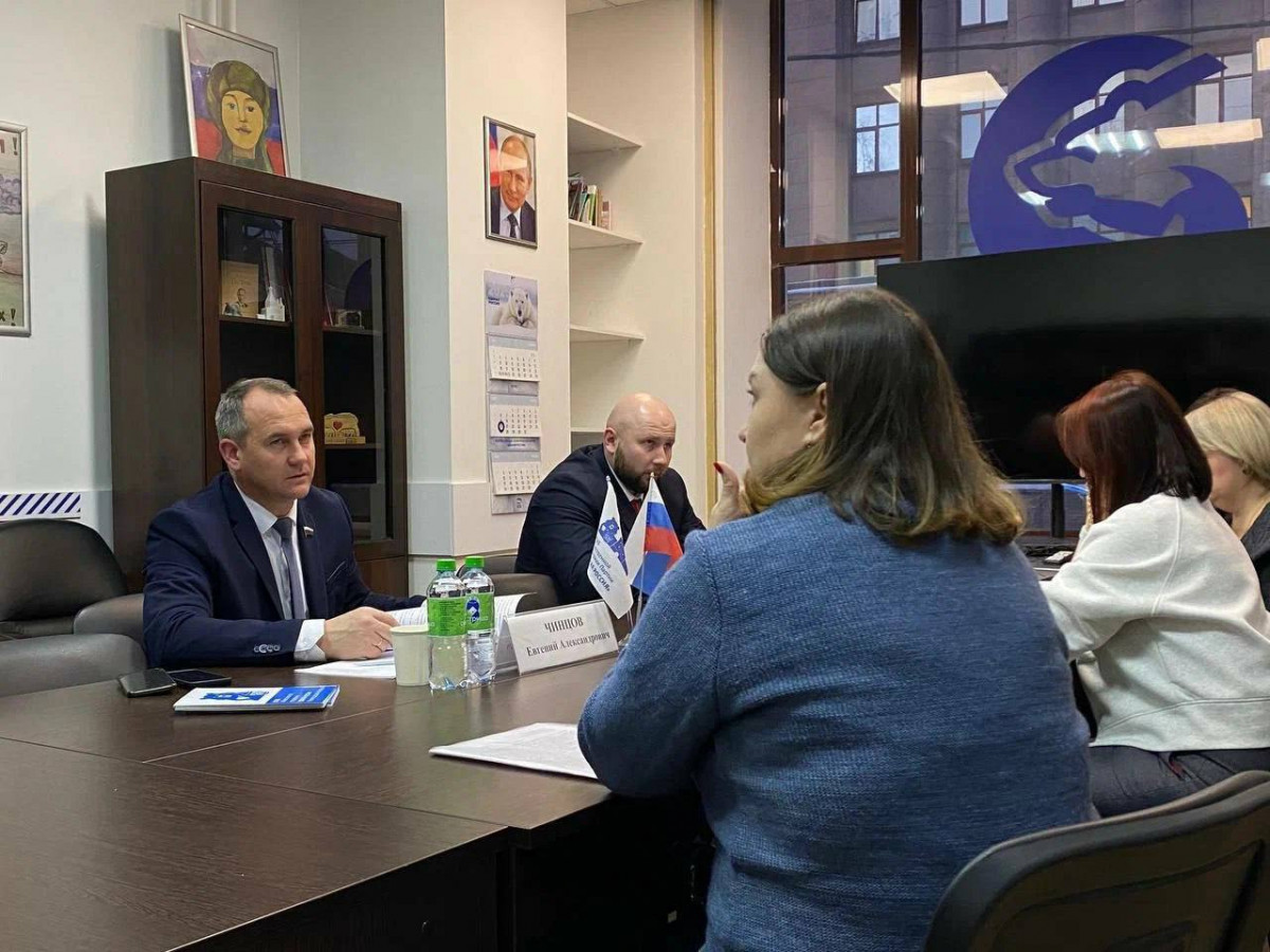 Чинцов провел прием граждан в Штабе общественной поддержки «Единой России»