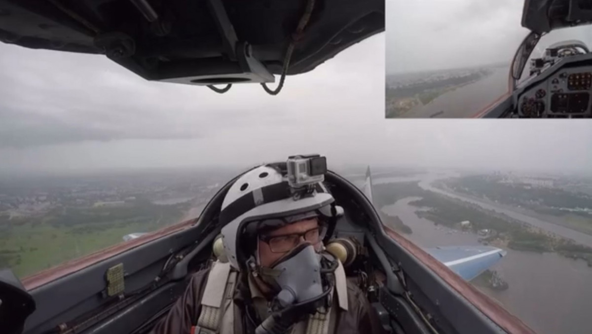 Ректор НГТУ поделился архивным видео полета в кабине МиГ-29