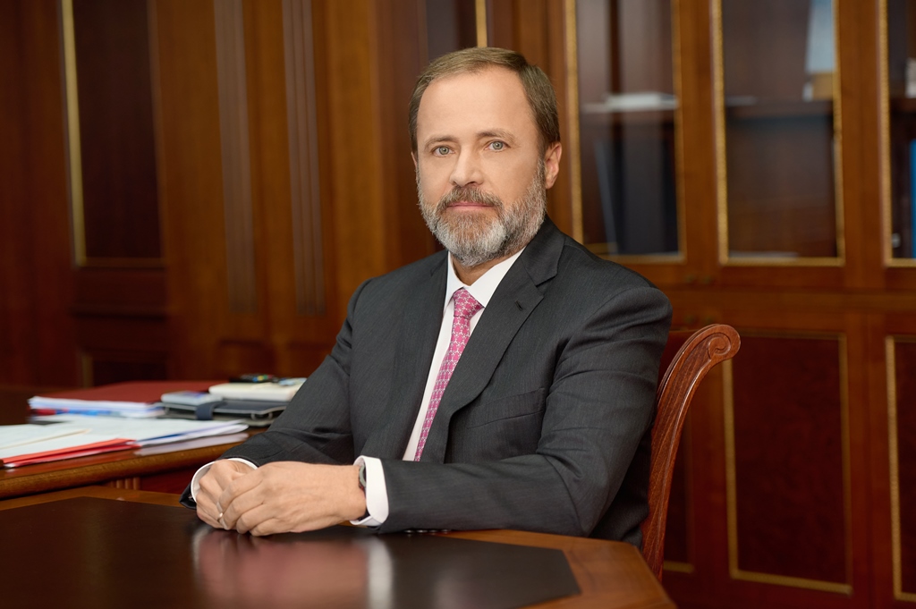 Комаров: День защитника Отечества — это праздник мужества, отваги и преданности Родине
