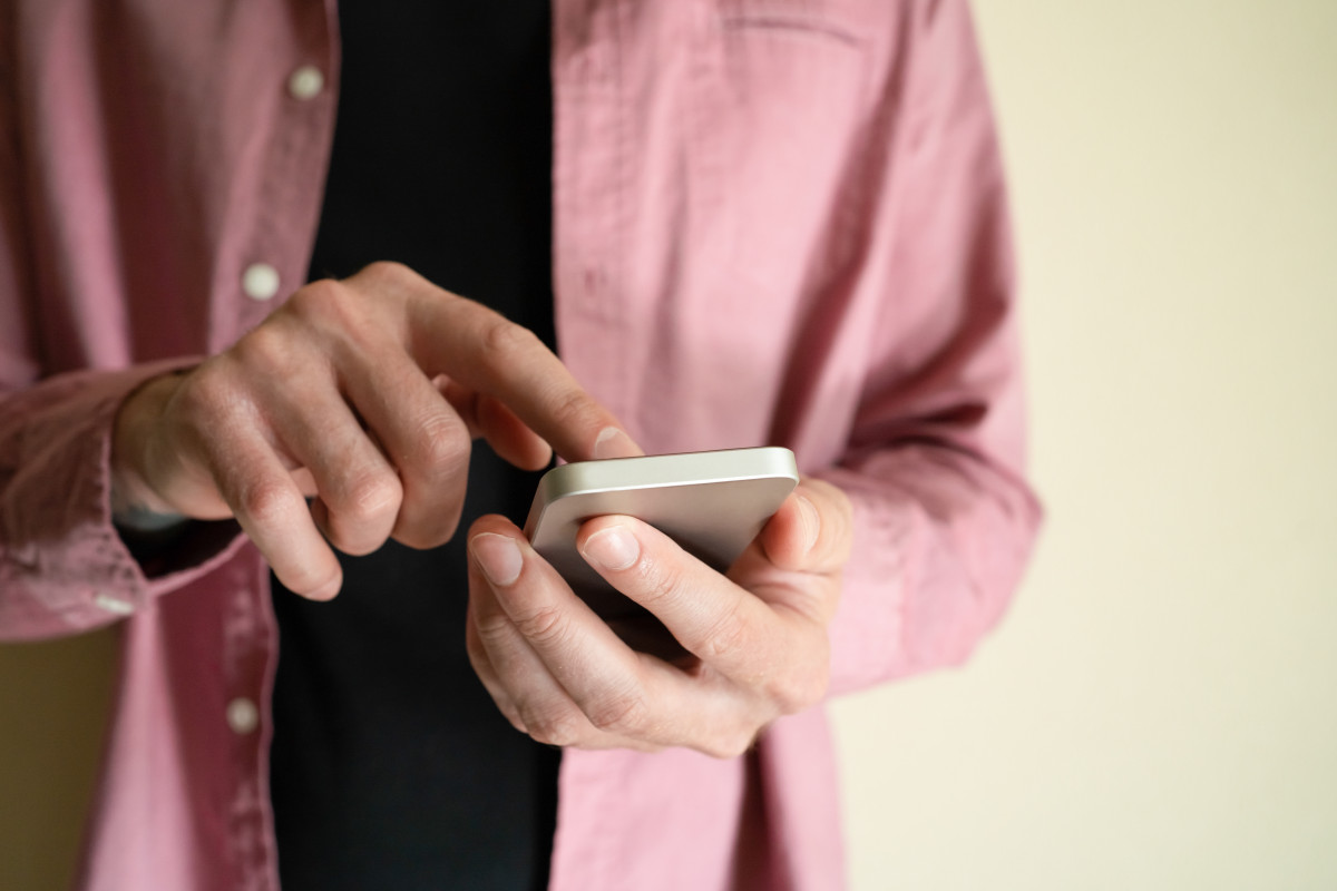 Почти 70% мошеннических атак в мессенджерах происходят в WhatsApp*