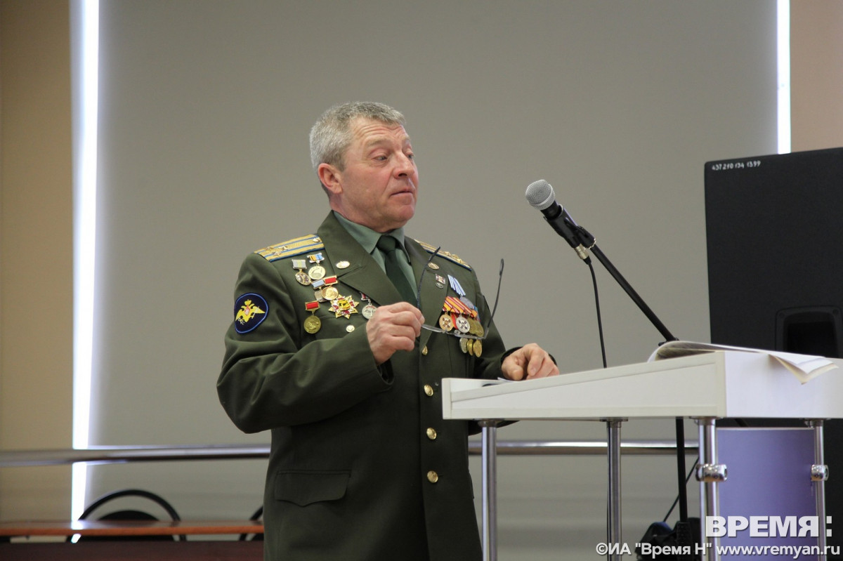 Ветеран Байконура Валерий Хачатурян провел встречу с нижегородскими студентами