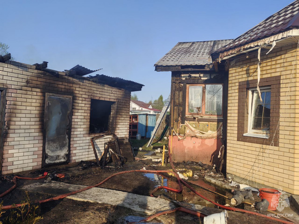 Женщина погибла на пожаре в доме в Выксунском округе