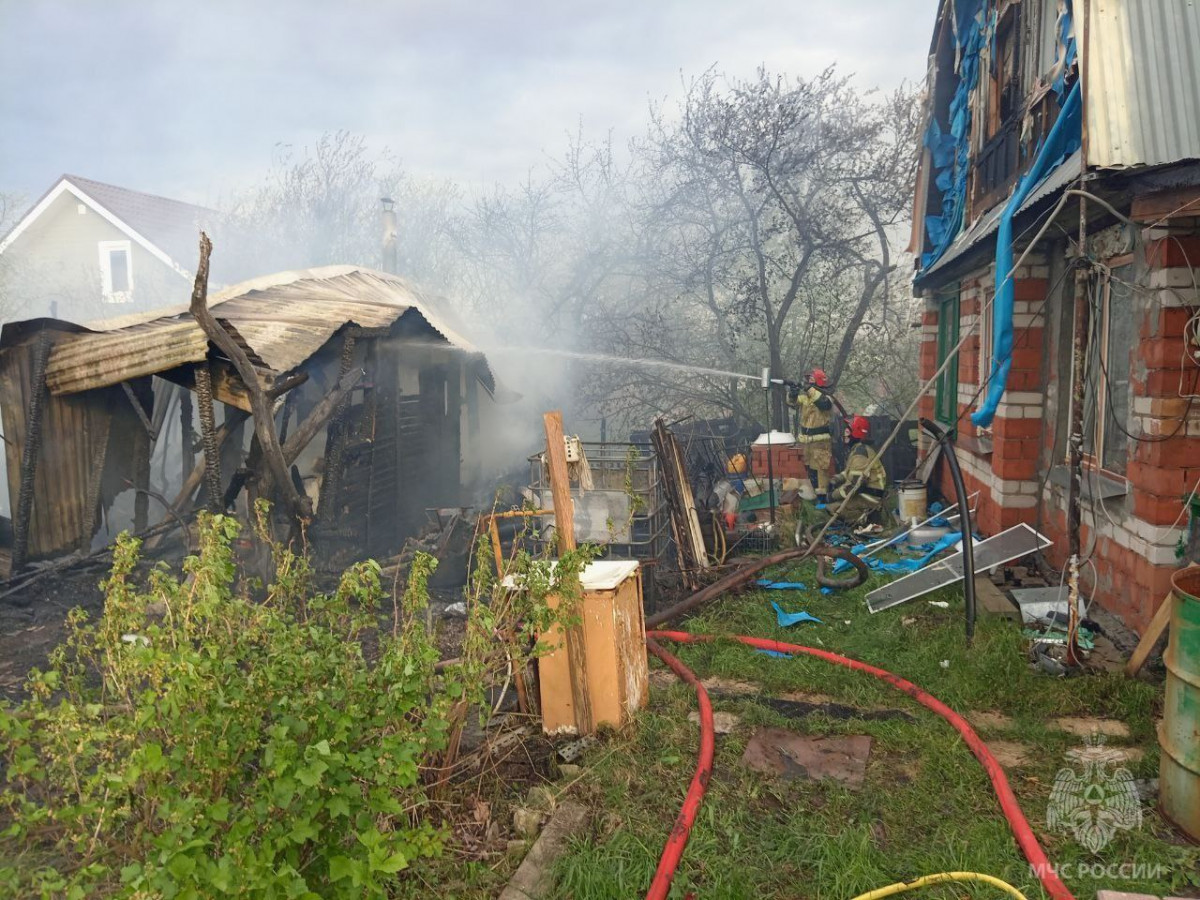Возгорание садового дома произошло в Кстово