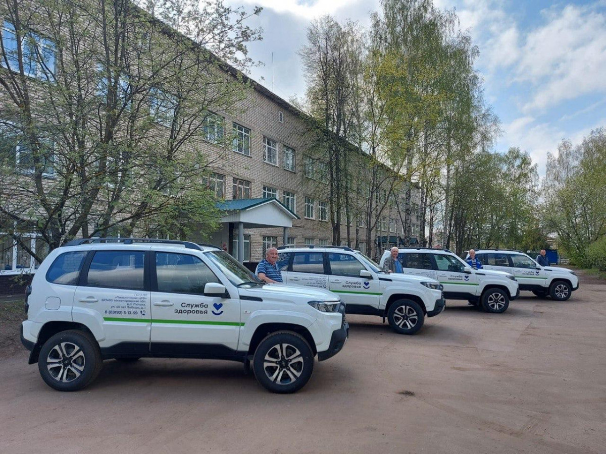 Центральные районные больницы Нижегородской области получили 22 новых автомобиля повышенной проходимости