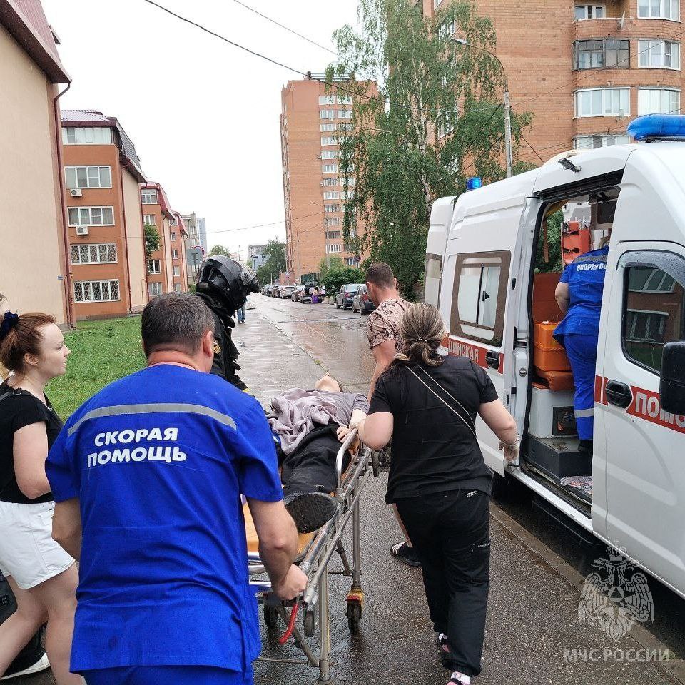 Водитель электросамоката сломал ногу в ДТП на Автозаводе