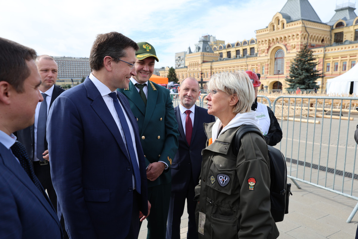 Илона Броневицкая: «В Нижнем Новгороде ты не будешь расстраиваться от того, что какая-то собака посмотрит на тебя печальными голодными глазами»