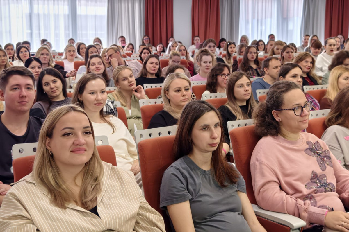 Лекторий для будущих родителей, приуроченный к Всероссийскому дню беременных, прошёл в Нижнем Новгороде