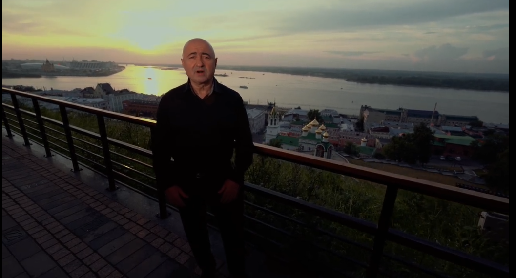 Состоялась премьера клипа «Минута молчания» Александра Вайнберга