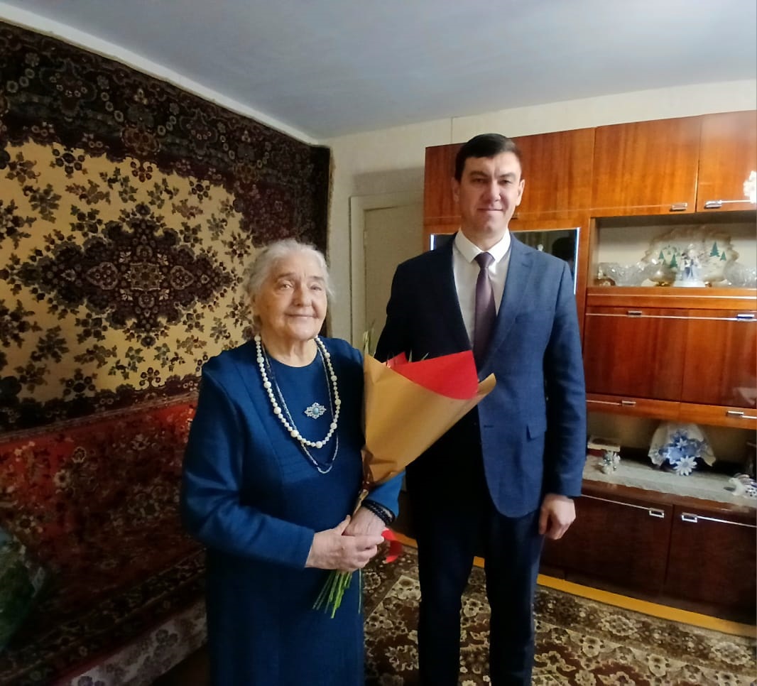 Ветеран Великой Отечественной войны Екатерина Тилунас отметила 95-летний юбилей