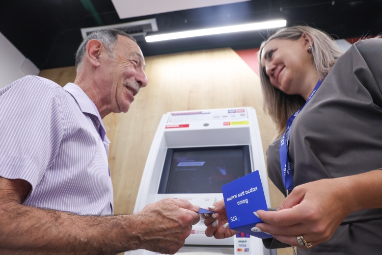 Пенсионными клиентами ВТБ стали более 4 млн человек