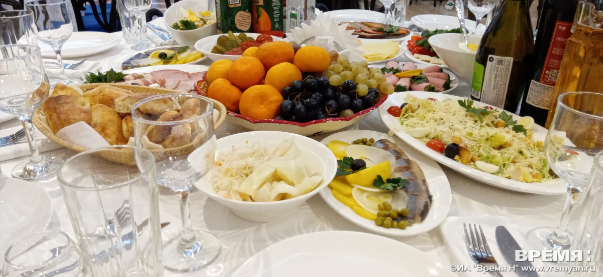 В Роскачестве напомнили, что продукты для новогоднего стола можно начинать покупать уже сейчас