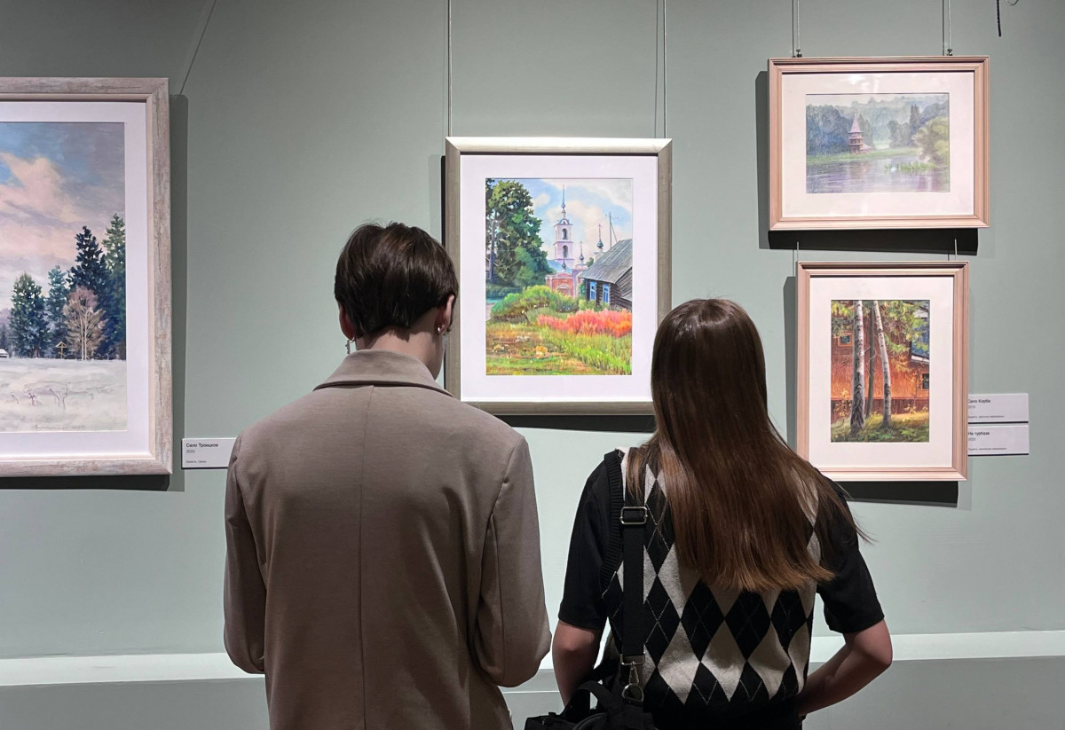 Выставка художника Ивана Ворожейкина «Под сенью благодатных дней» открылась в НГХМ
