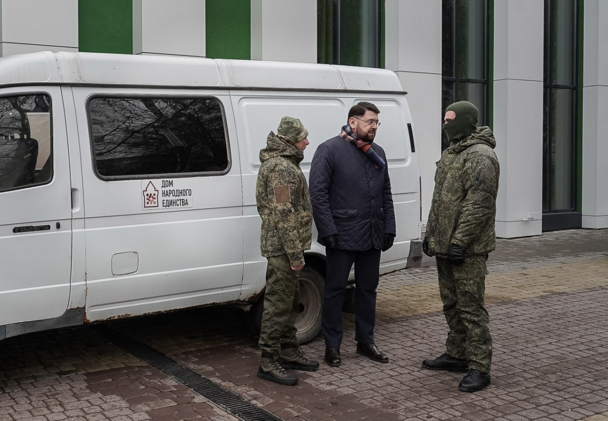 Дом народного единства передал нижегородским бойцам в зону СВО грузопассажирский автомобиль